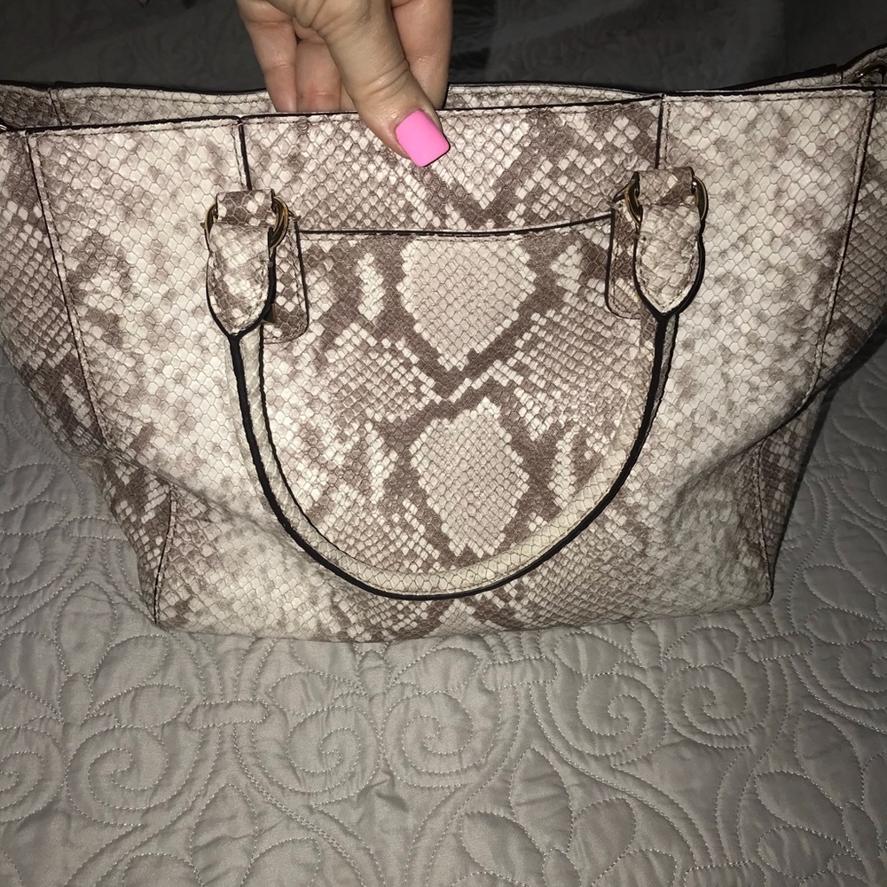 Authentic  Michael Kors Large Python  Callie - Picture 2 of 7